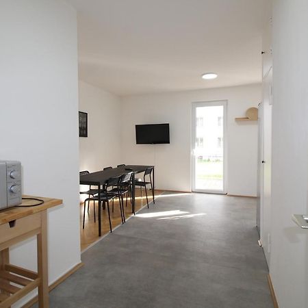 Apartmenthaus Kitzingen - Grosszuegige Wohnungen Fuer Je 6 Personen Mit Balkon Dış mekan fotoğraf