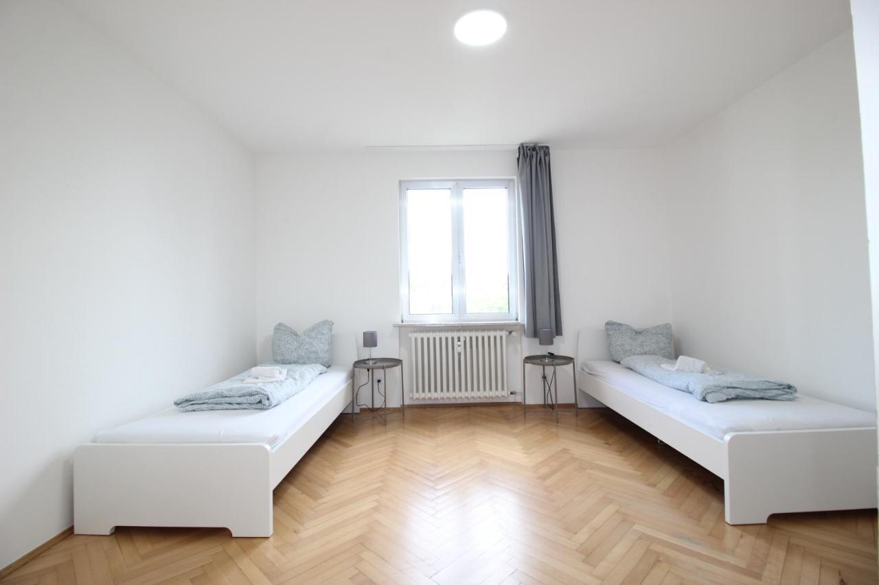 Apartmenthaus Kitzingen - Grosszuegige Wohnungen Fuer Je 6 Personen Mit Balkon Dış mekan fotoğraf