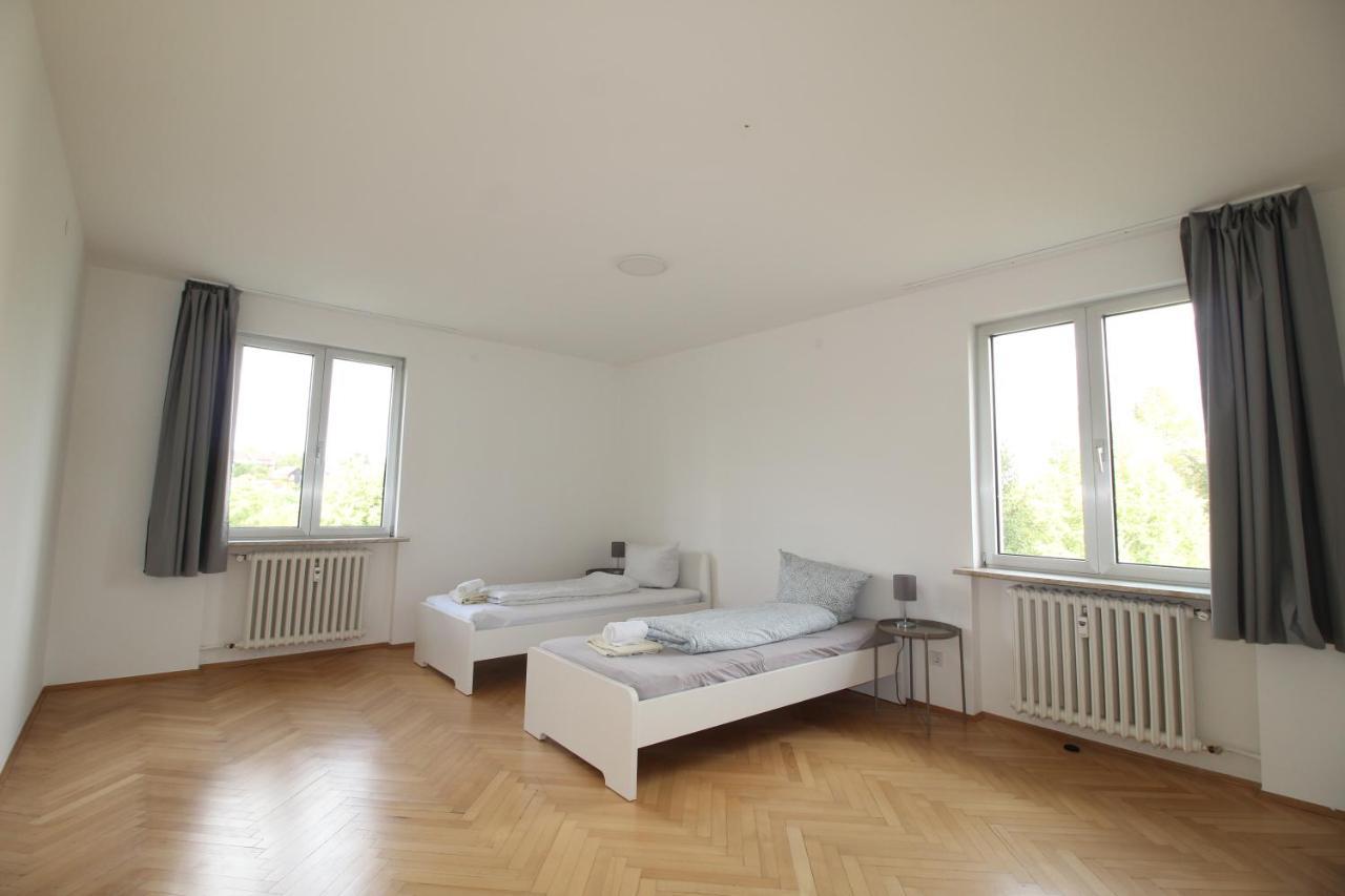 Apartmenthaus Kitzingen - Grosszuegige Wohnungen Fuer Je 6 Personen Mit Balkon Dış mekan fotoğraf
